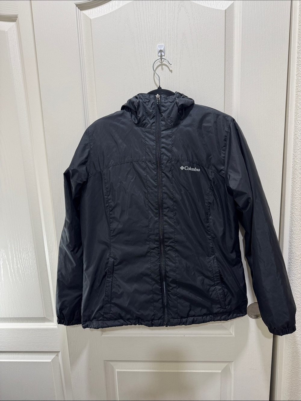 Columbia Women’s Black Fleece Lined Hooded Jacket Size M